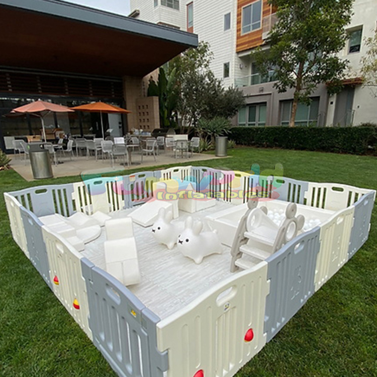 Baby PlaypeIndoor/Outdoor Soft - Kids Outdoor Fence avis et prix